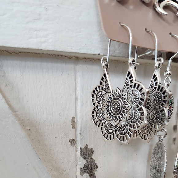 Western Boho Style Mixed Fashion Earring Set - Picture 4 of 4